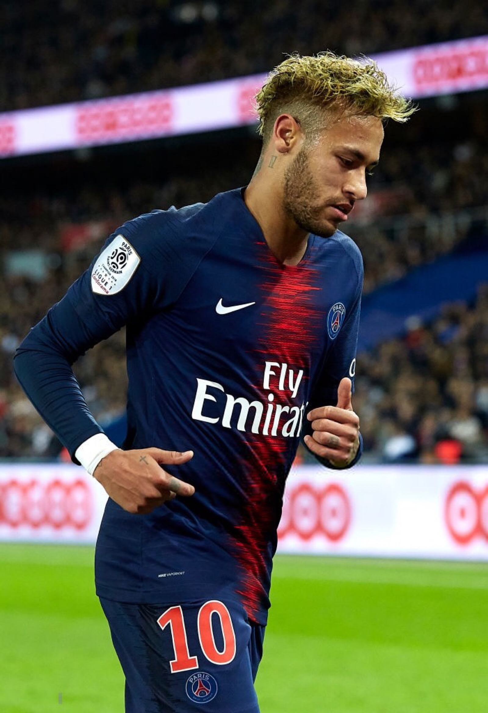 记者：赫伊森和姆巴佩、卡马文加一样，虽退出国家队但未受伤（记者：赫伊森与姆巴佩、卡马文加一样，退队非伤病原因）