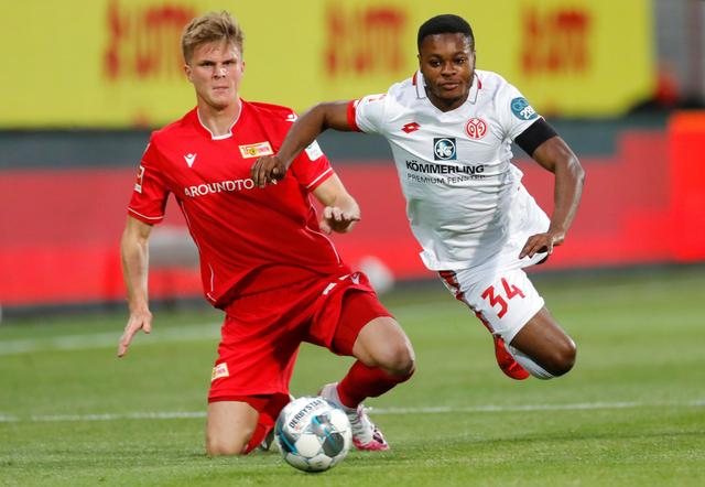 欧冠生死战！皇马后防线告急 阿隆索迎来最关键一战（欧冠背水一战：皇马后防危机四伏，阿隆索面临最严峻考验）