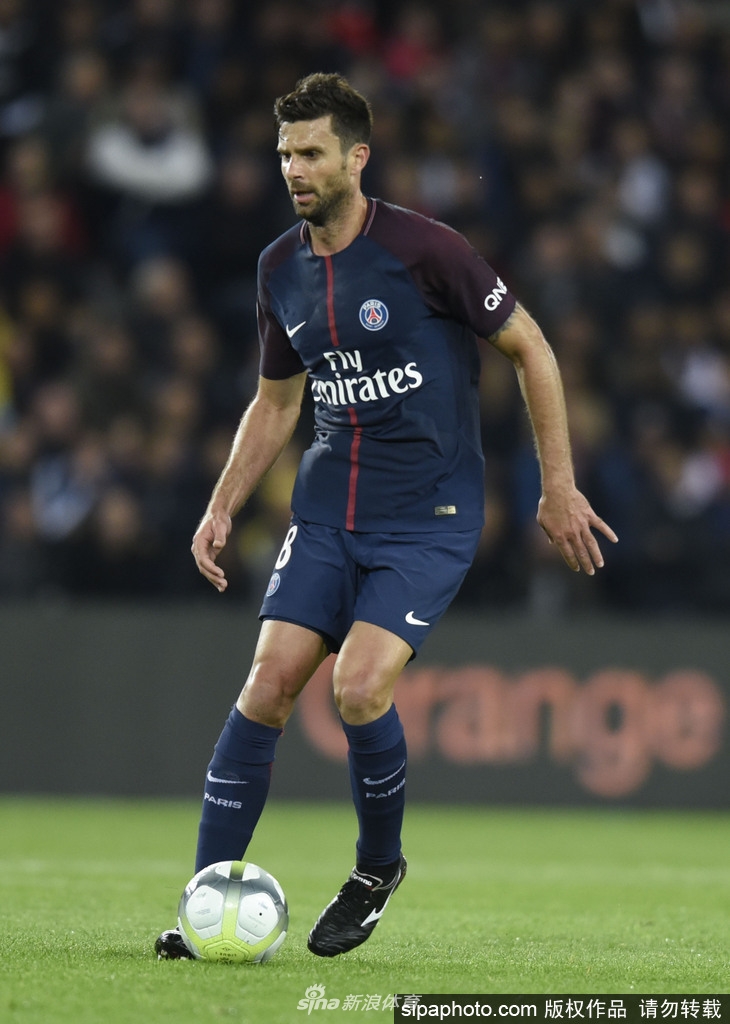 阿斯跟队：弗里克已制定好计划，希望在年底前夺回西甲榜首（阿斯记者：弗里克已拟定方案，力争年底前重返西甲榜首）