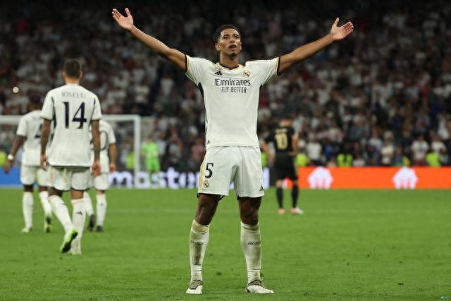 德转列阿森纳+拜仁历史最贵阵容：萨卡、穆西亚拉、凯恩领衔