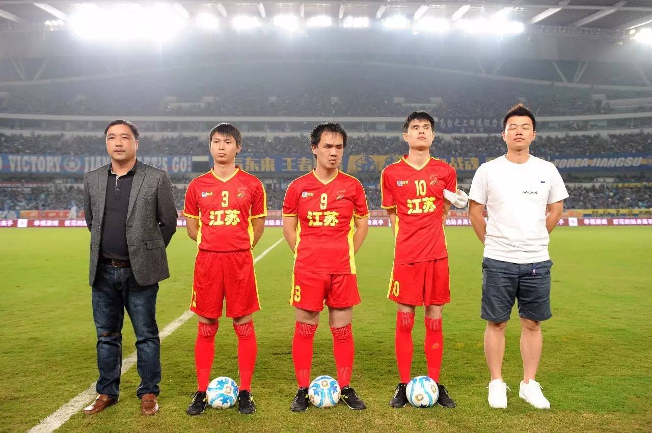 卡牌大师？皇马本场主裁本赛季此前7场西甲出示35黄6红