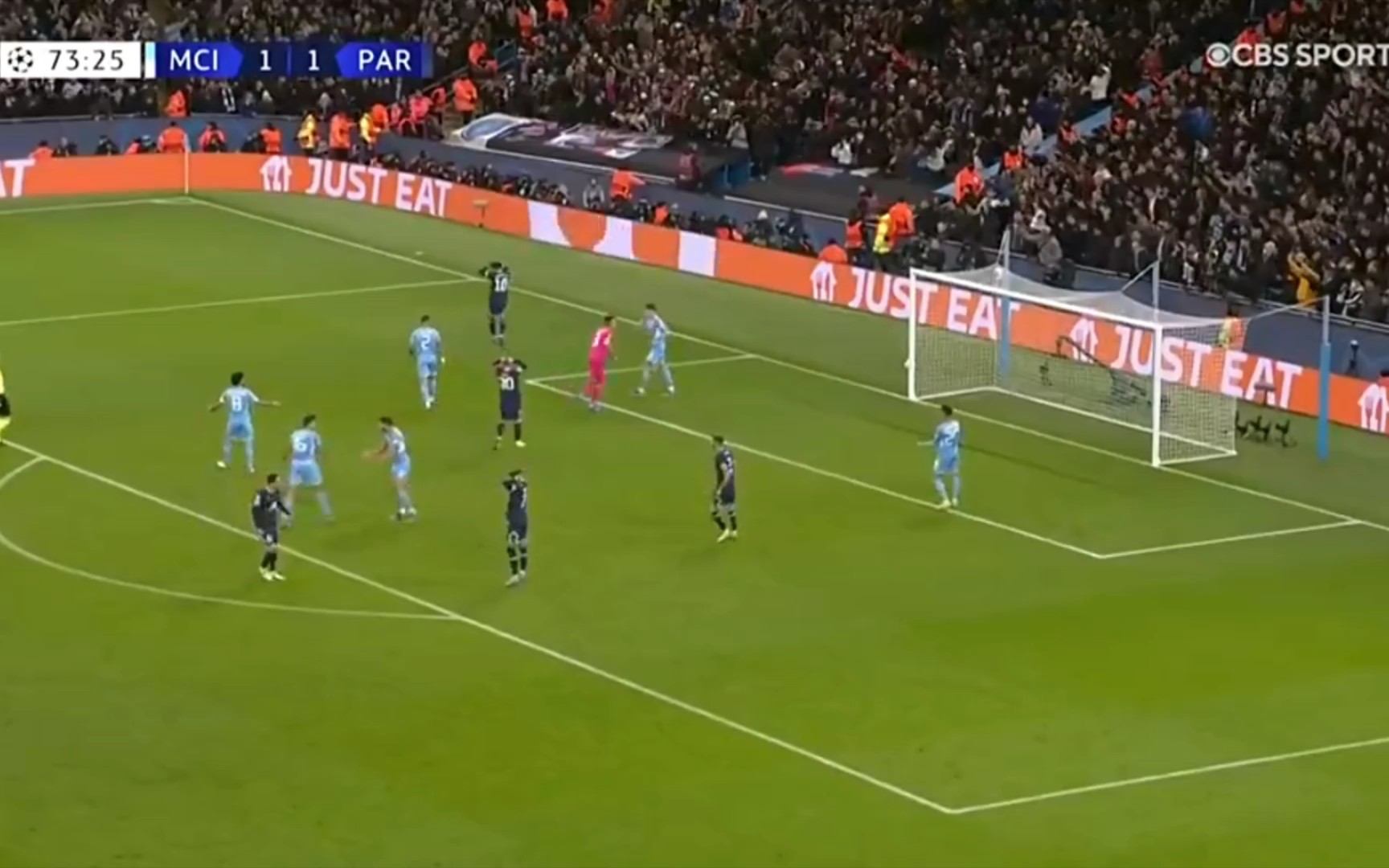 本赛季英超创造机会之王出炉！曼联队长B费高居榜首（英超本季机会王揭晓：曼联队长B费荣登榜首）