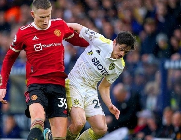 国足热身赛小胜乌兹别克斯坦（国足热身赛险胜乌兹别克斯坦）