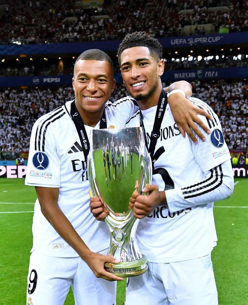 沃尔特马德战桑德兰全场数据：0射正0过人，并制造致命乌龙（沃尔特马德对阵桑德兰数据：零射正零过人，还自摆乌龙）